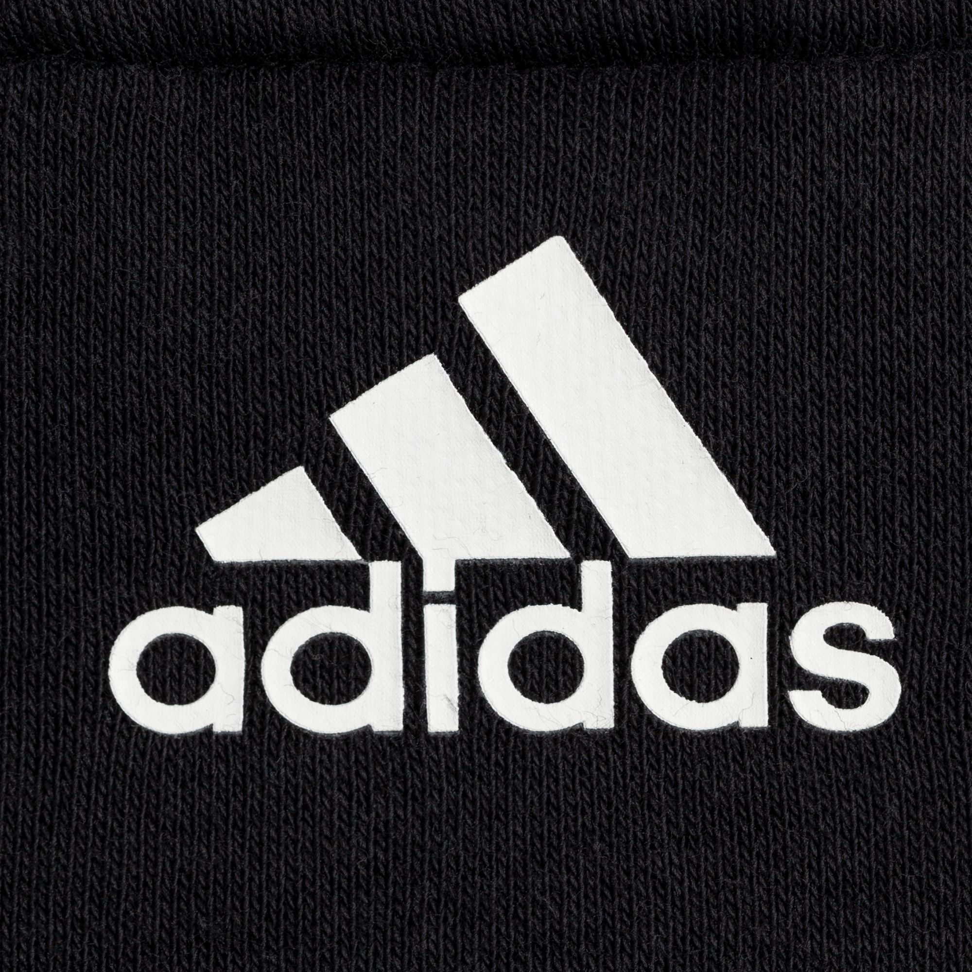 Что значит адидас. Adidas значок. Надпись адидас. Фото адидас. Фирма адидас.