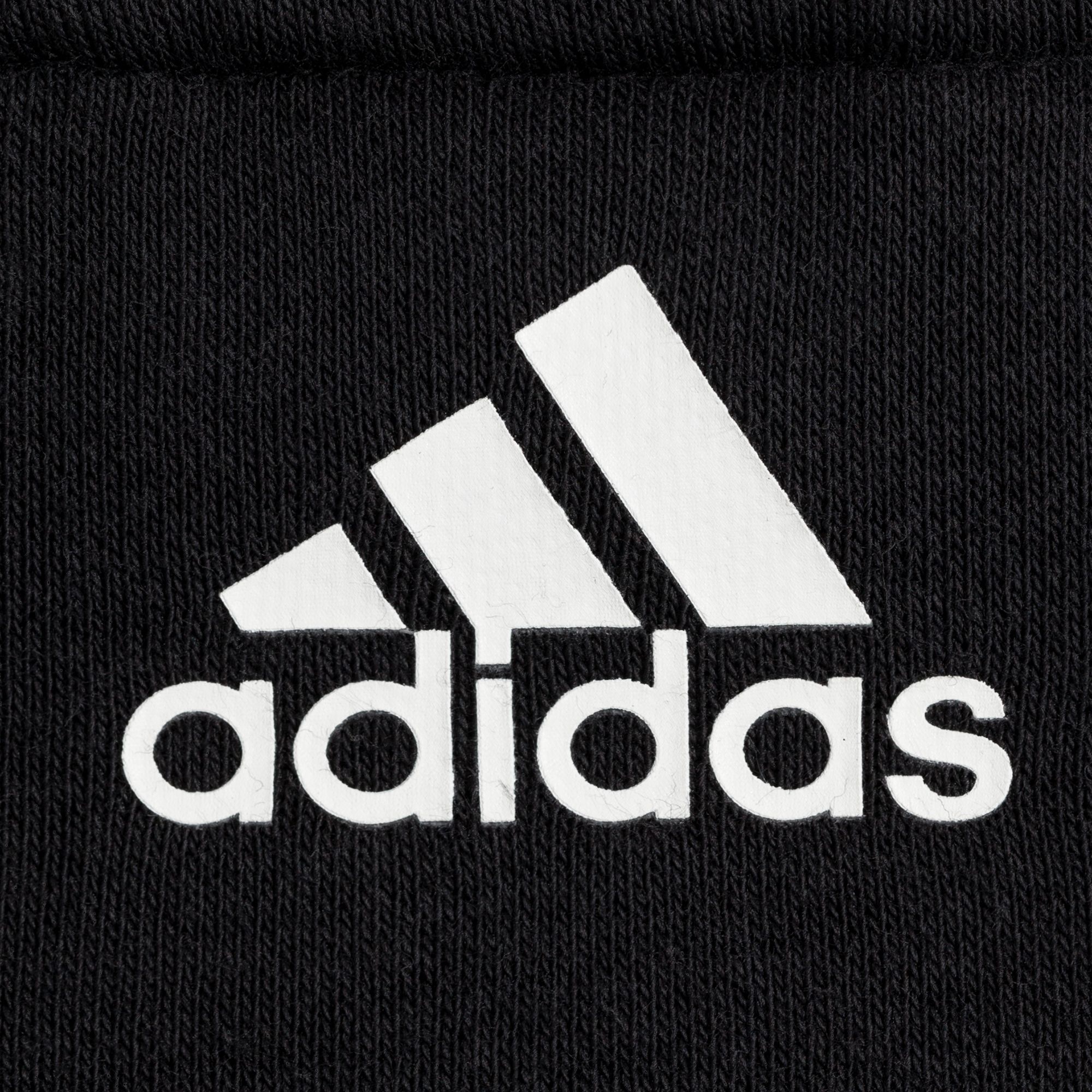 Адидас на озоне оригинал. Adidas значок. Надпись адидас. Фото адидас. Фирма адидас.