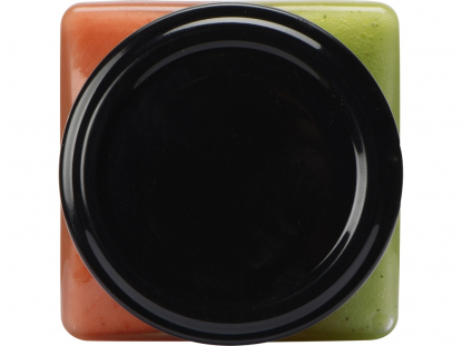 Медовое суфле Дуэт с клубникой и мятой, вид сверху