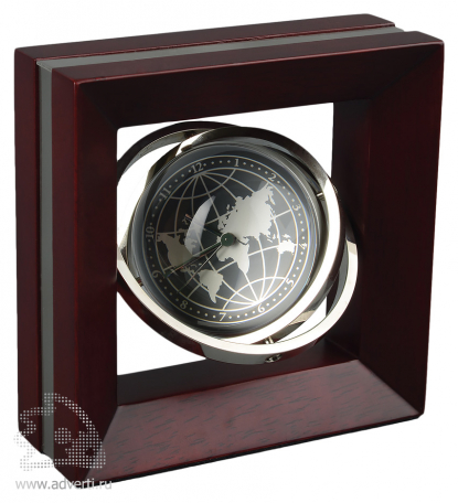 Часы настольные Норт-Кингстаун с картой мира