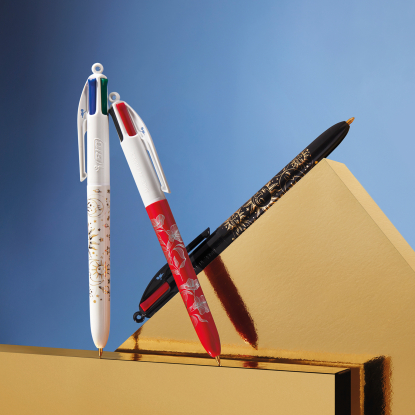 Шариковая ручка Bic 4 Colors, пример персонализации с фольгой