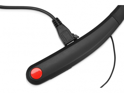 Беспроводные наушники с микрофоном Soundway, красный, в режиме зарядки