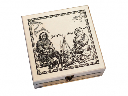 Подарочный набор c чаем Сокровища Севера в деревянной шкатулке