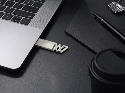 Флешка 32 ГБ USB 3.0 Адорн