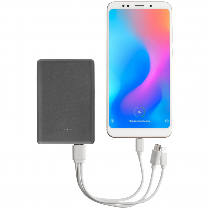 Внешний аккумулятор Uniscend Full Feel Color 5000 мАч, серый, пример использования