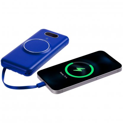 Внешний аккумулятор Omni Qi 10000 мАч, синий, пример использования