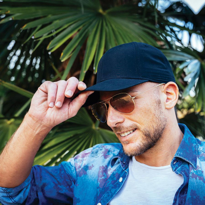 Бейсболка RECY FEEL, 6 клиньев, тёмно-синяя, пример использования