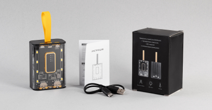 Зарядное устройство Shine 9000 mAh с LED-подсветкой, встроенными кабелями Type-C/Lightning/USB