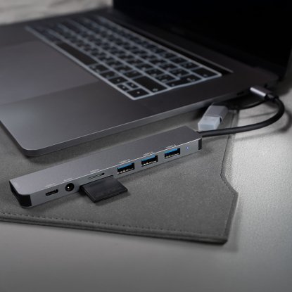 USB-хаб ROOT 8 в 1