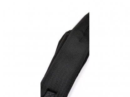 Сумка-слинг Nomad на одно плечо из переработанного пластика, серая