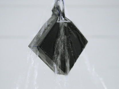 Водоустойчивая портативная аудиоколонка Aquatic, под напором воды