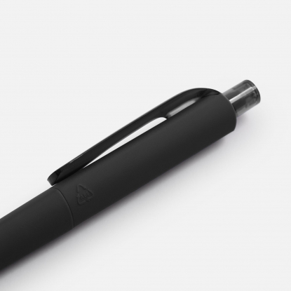 Ручка шариковая DS8 PRR-Т Soft Touch, черная