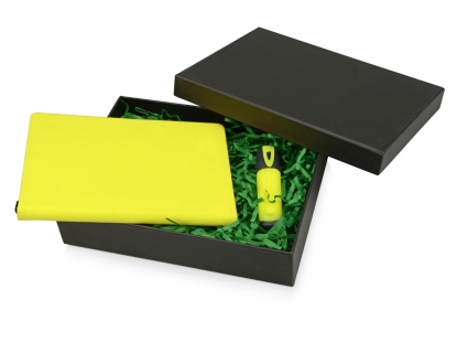 Подарочная коробка Corners средняя, чёрная, пример использования
