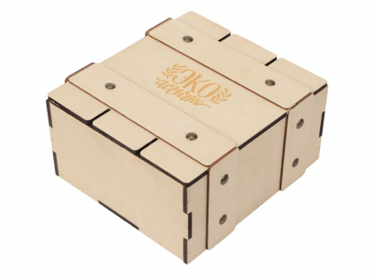 Деревянная подарочная коробка с крышкой Ларчик