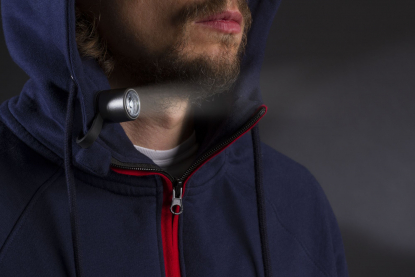 Фонарик Eсо Run, серебристый, пример использования