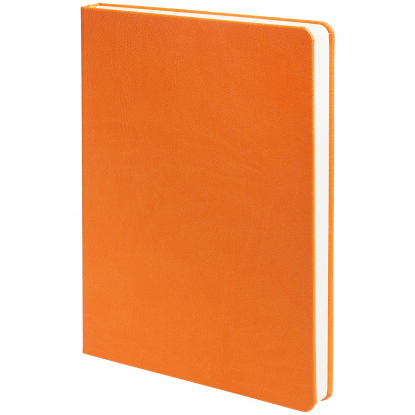 Ежедневник Charme, недатированный, оранжевый, вид три четверти
