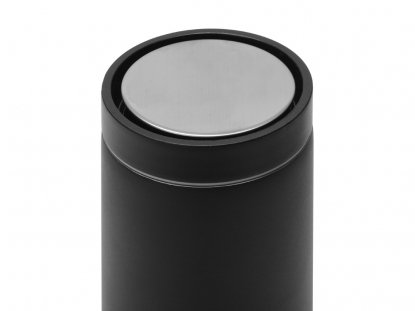 Вакуумная термокружка Noble с 360° крышкой-кнопкой, крафтовый тубус, черная