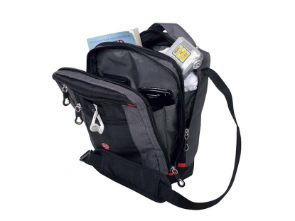 Сумка-планшет, Wenger, чёрная, пример использования