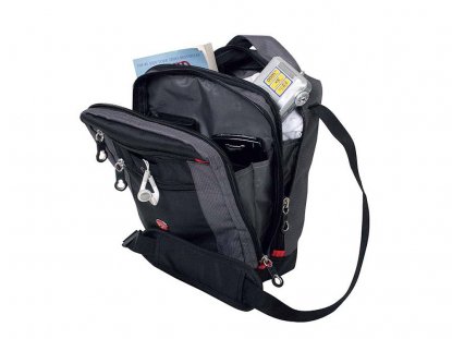 Сумка-планшет, Wenger, чёрная, пример использования