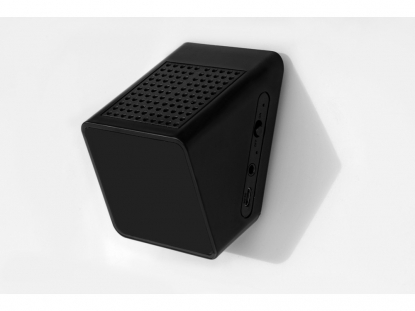 Портативная колонка Берта с функцией Bluetooth®, чёрная, на вертикальной поверхности