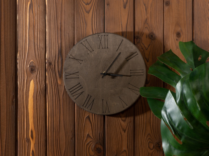 Часы деревянные Лиара, коричневые