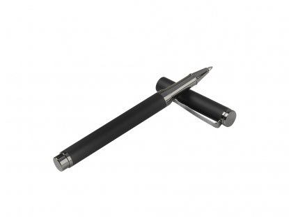 Ручка металлическая шариковая Venezia Pragmatico софт-тач, черная