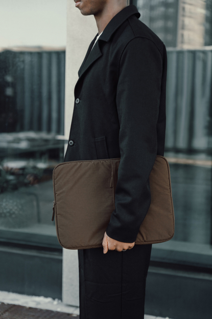 Чехол для ноутбука KENTO URBAN RCS 15,6", коричневый