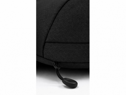 Сумка-слинг Nomad на одно плечо из переработанного пластика, черная