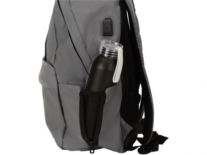 Светоотражающий рюкзак Reflector для ноутбука 15,6, пример использования