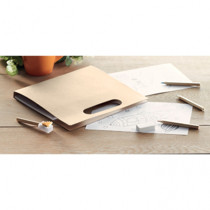 Раскраска в наборе с 6 карандашами Folder2 Go