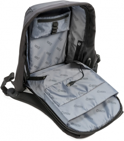 Рюкзак для ноутбука Swiss Peak с защитой от карманников, открытый
