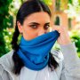 Шарф-бафф HOTTY-S с регулятором шнура, синий, пример использования
