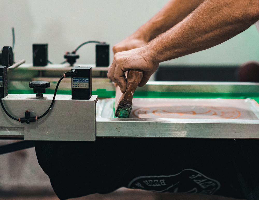 Где применяется шелкотрафарет